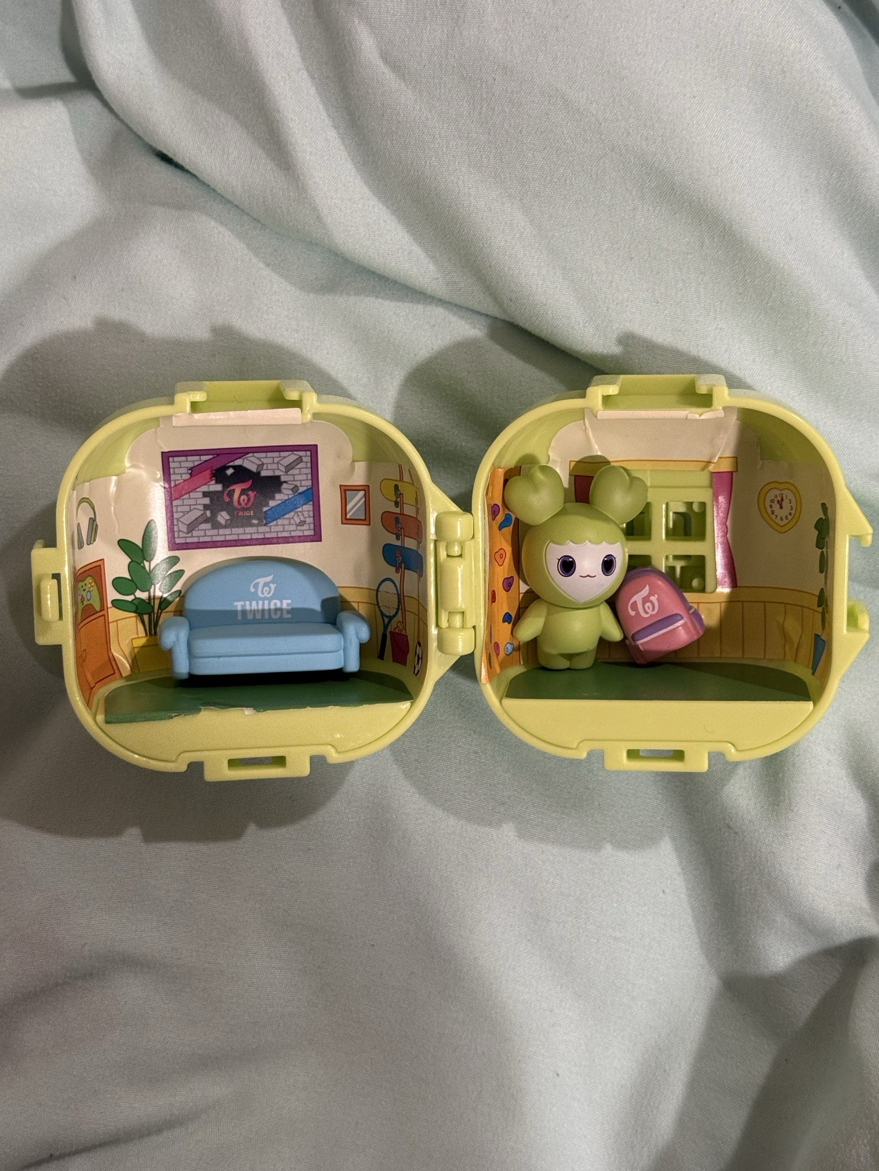 定延公寓扭蛋二手 狀態如圖 賣場滿200可選購「此為贈物」