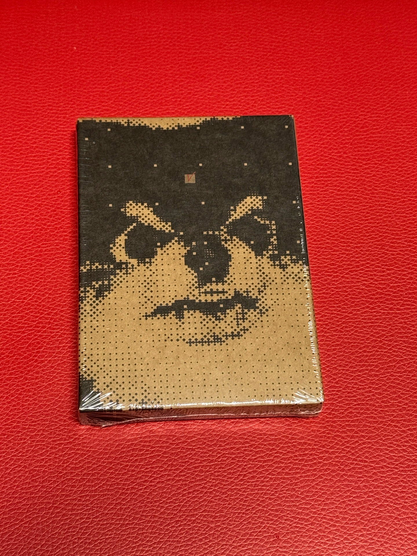 綁區 LAYOVER 專輯 電子專 金泰亨