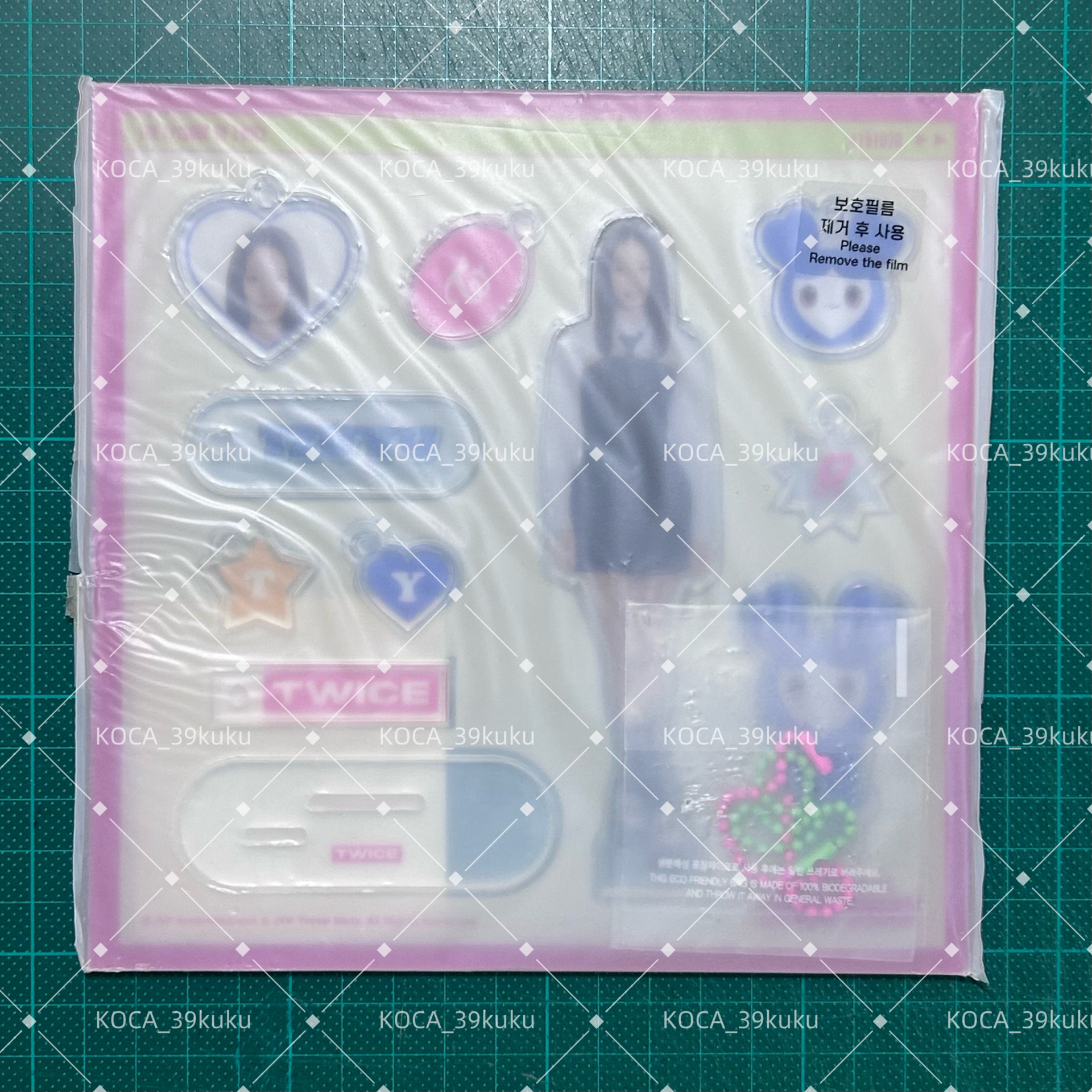 23’ 五巡 Ready to be 子瑜韓場立牌