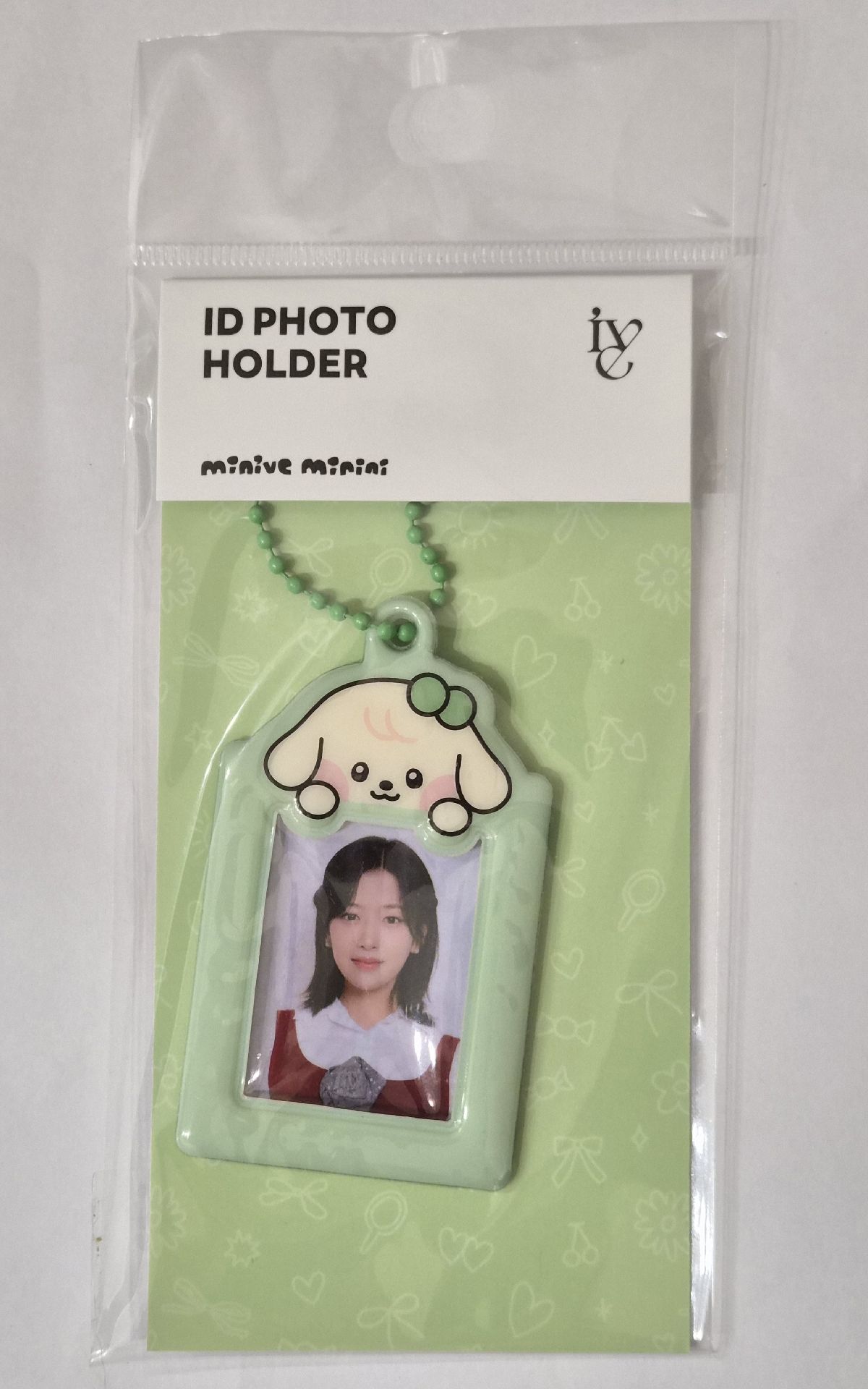 IVE x LINE FRIENDS 證件卡套 兪真