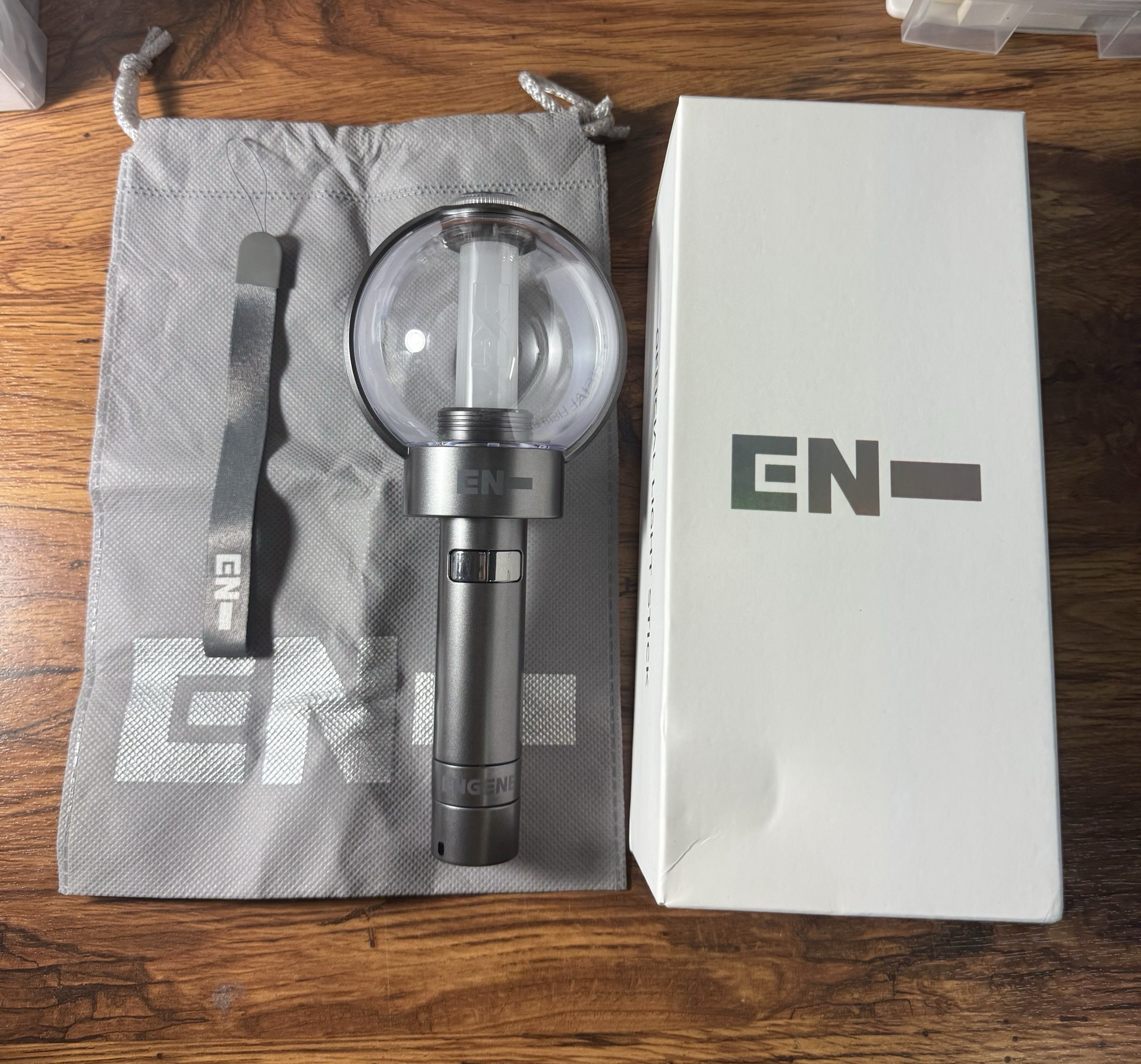 ENHYPEN二代二手燈（含卡）