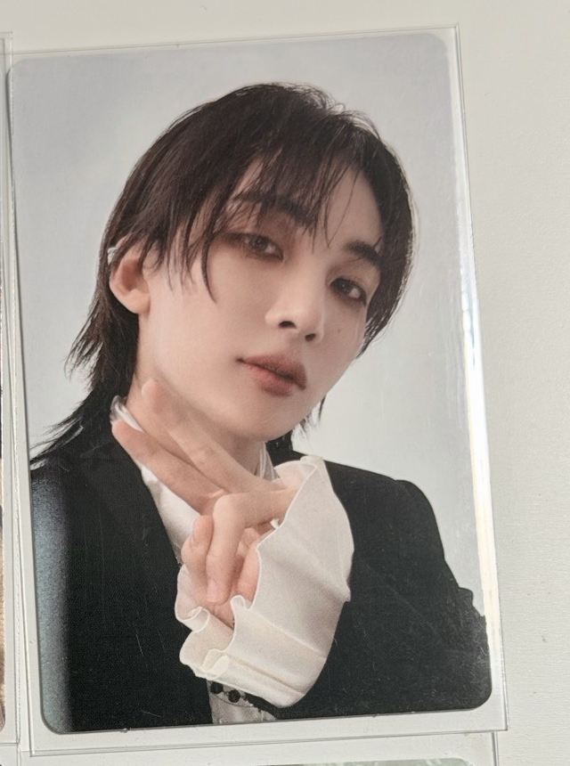 THIS MAN kit專 尹淨漢