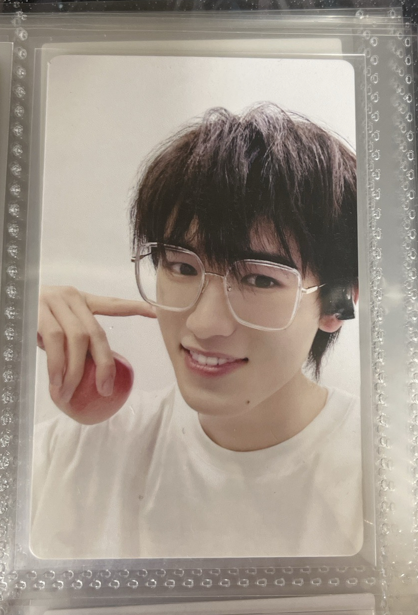 宋亞軒樓間樓拿蘋果