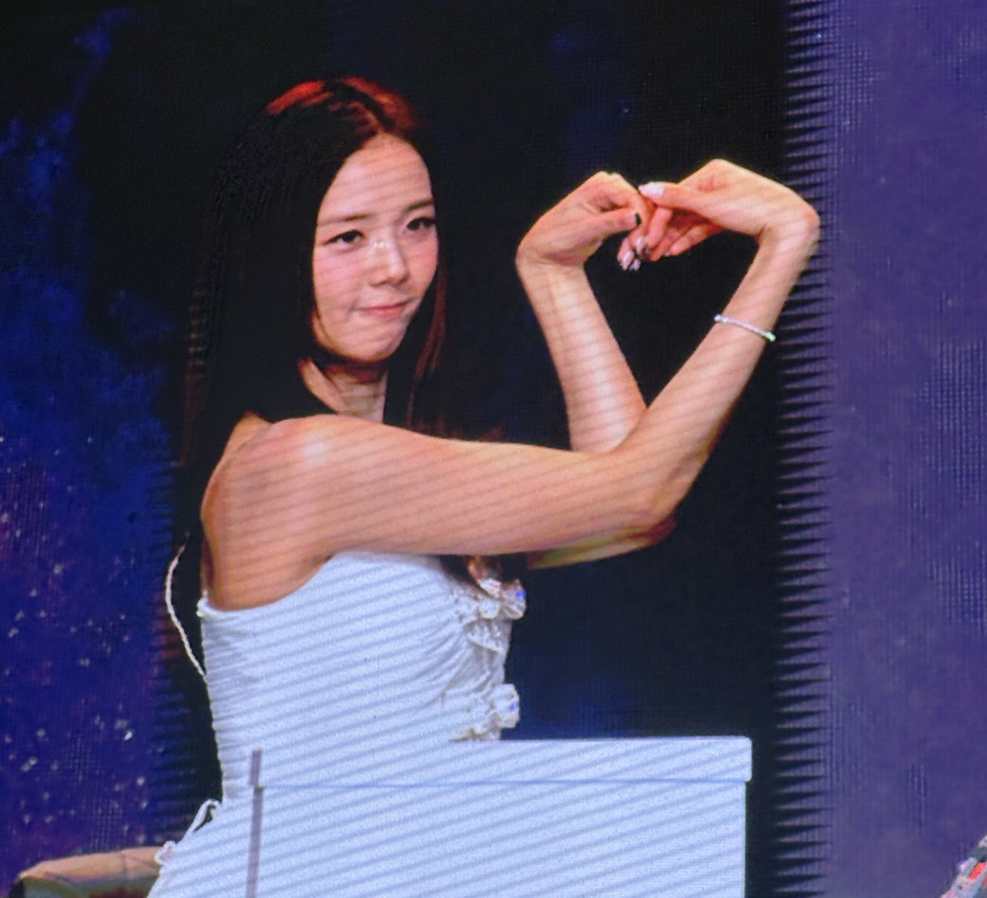 JISOO 金智秀 AMORTAGE 隨機卡