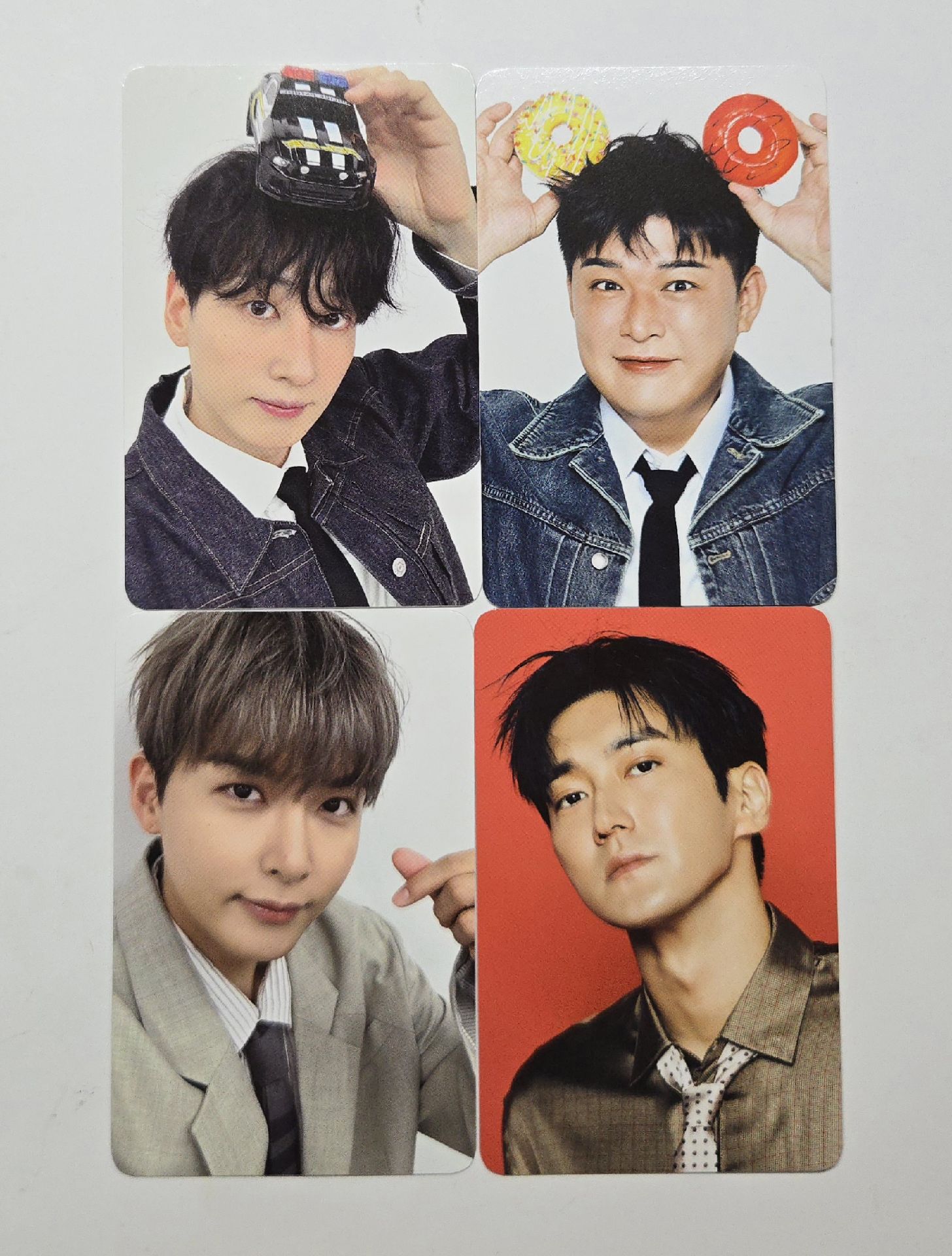 [出售] Super Junior 2026年曆 後續 周邊 小卡