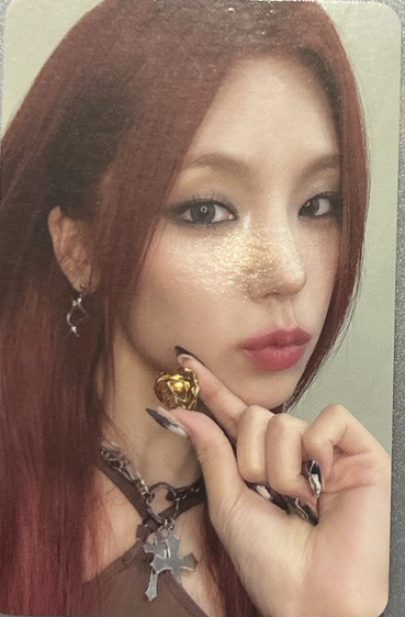 BORN TO BE 專輯卡 普版