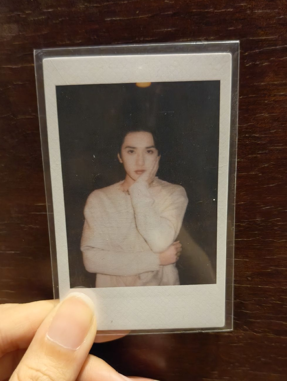 嚴浩翔 企劃摸臉拍立得