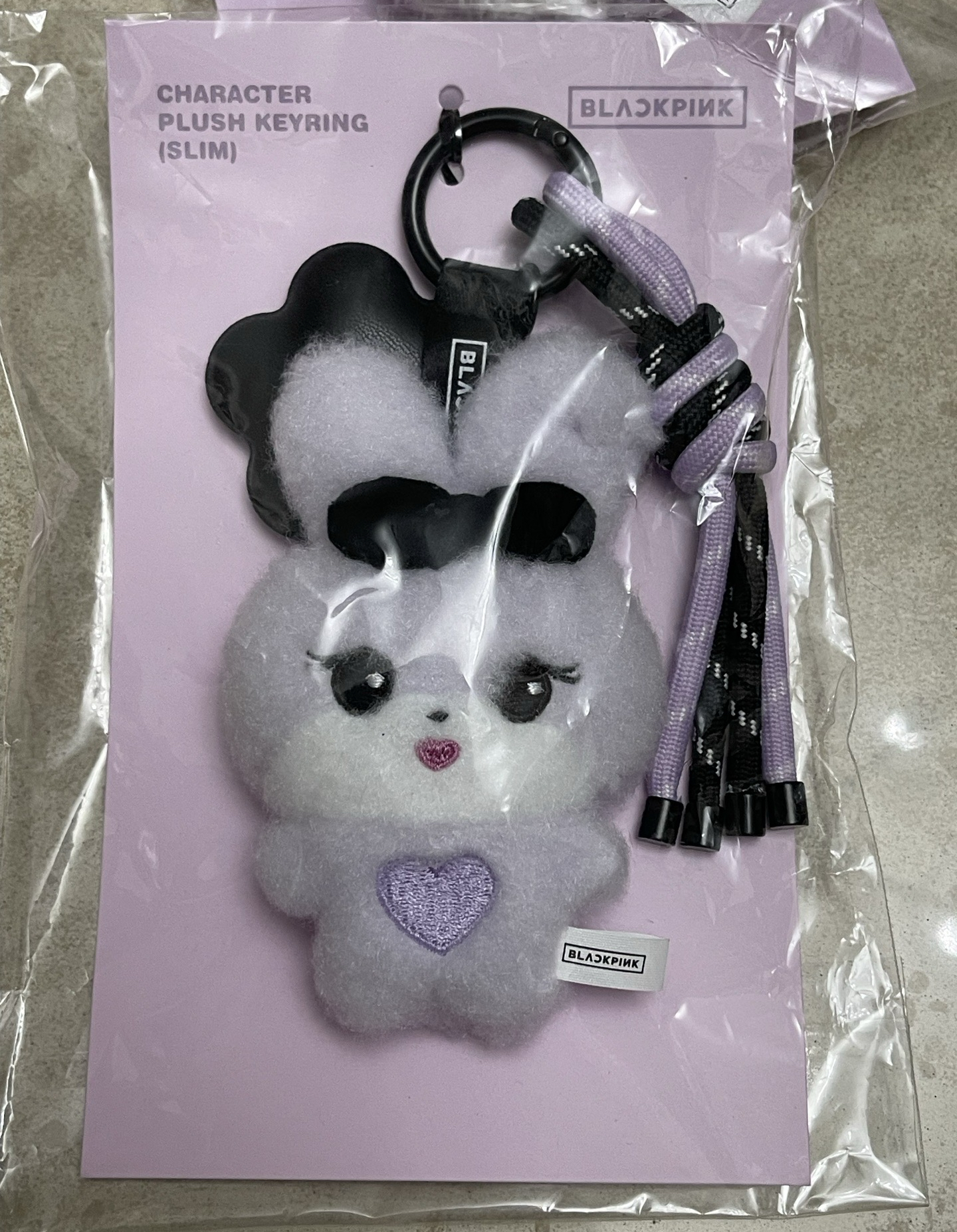 jisoo毛絨鑰匙圈吊飾