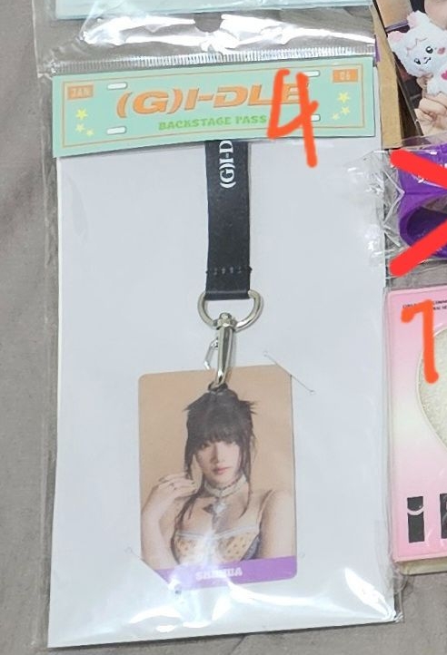 舒華 證件吊牌 拆過