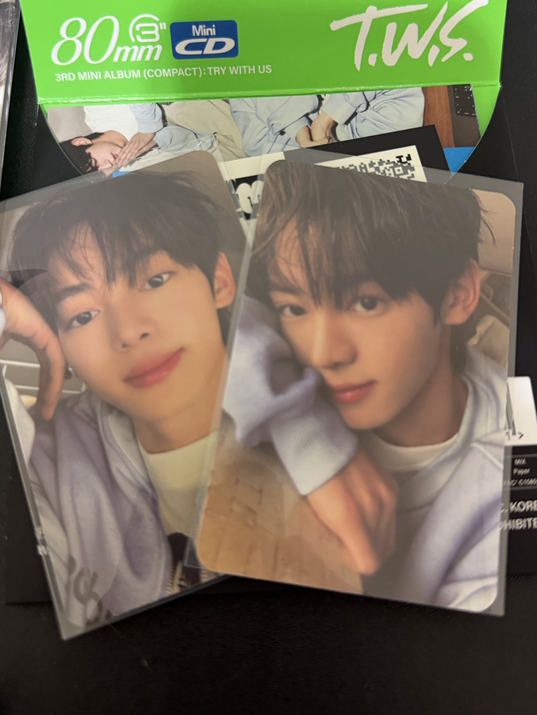 團體單封+兩張韓振小卡