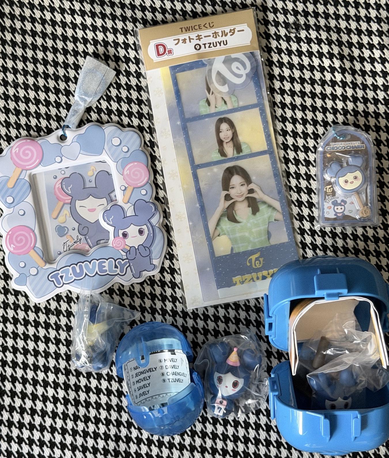 （現貨 整圖出 可當日寄出）twice 子瑜盤 lovelys 扭蛋