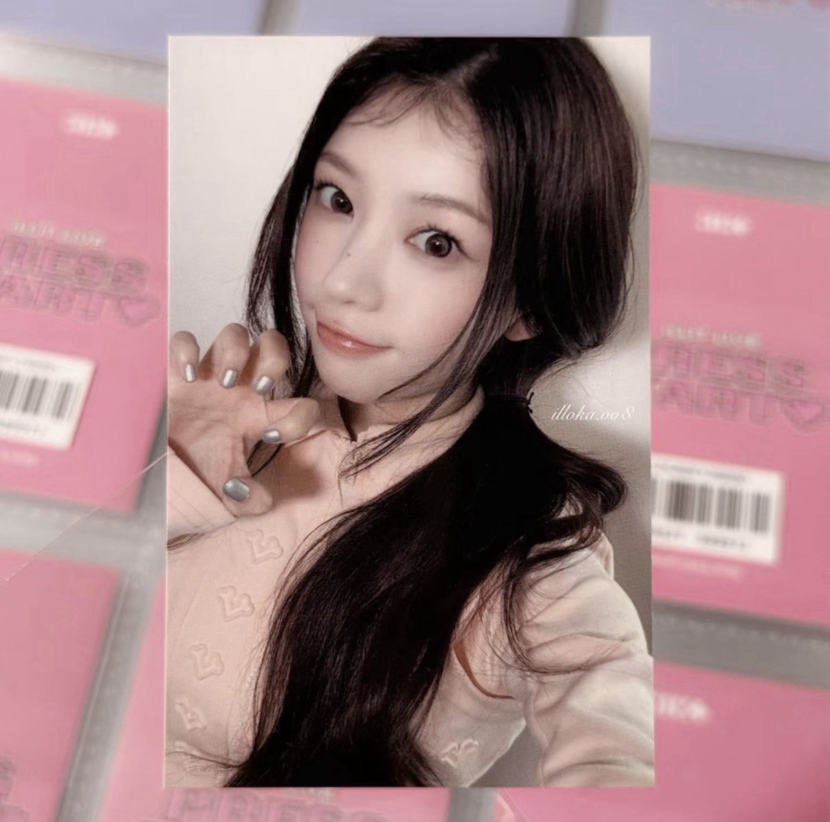 ILLIT Moka 入場zone卡