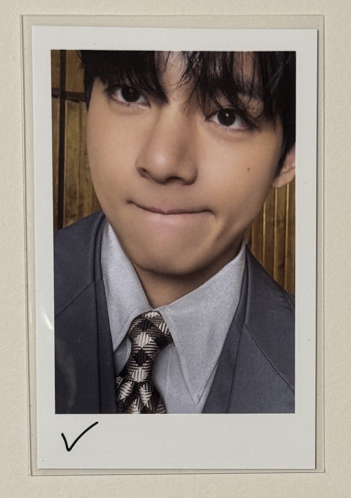 黑膠V(需帶💣）