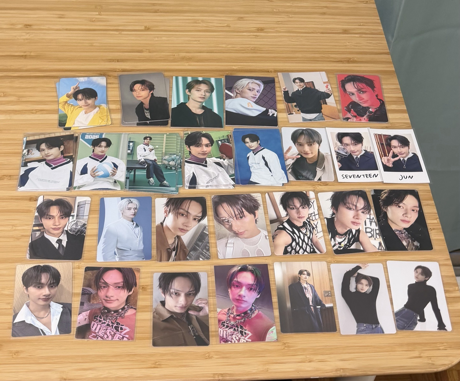 SEVENTEEN Jun 小卡們/專輯