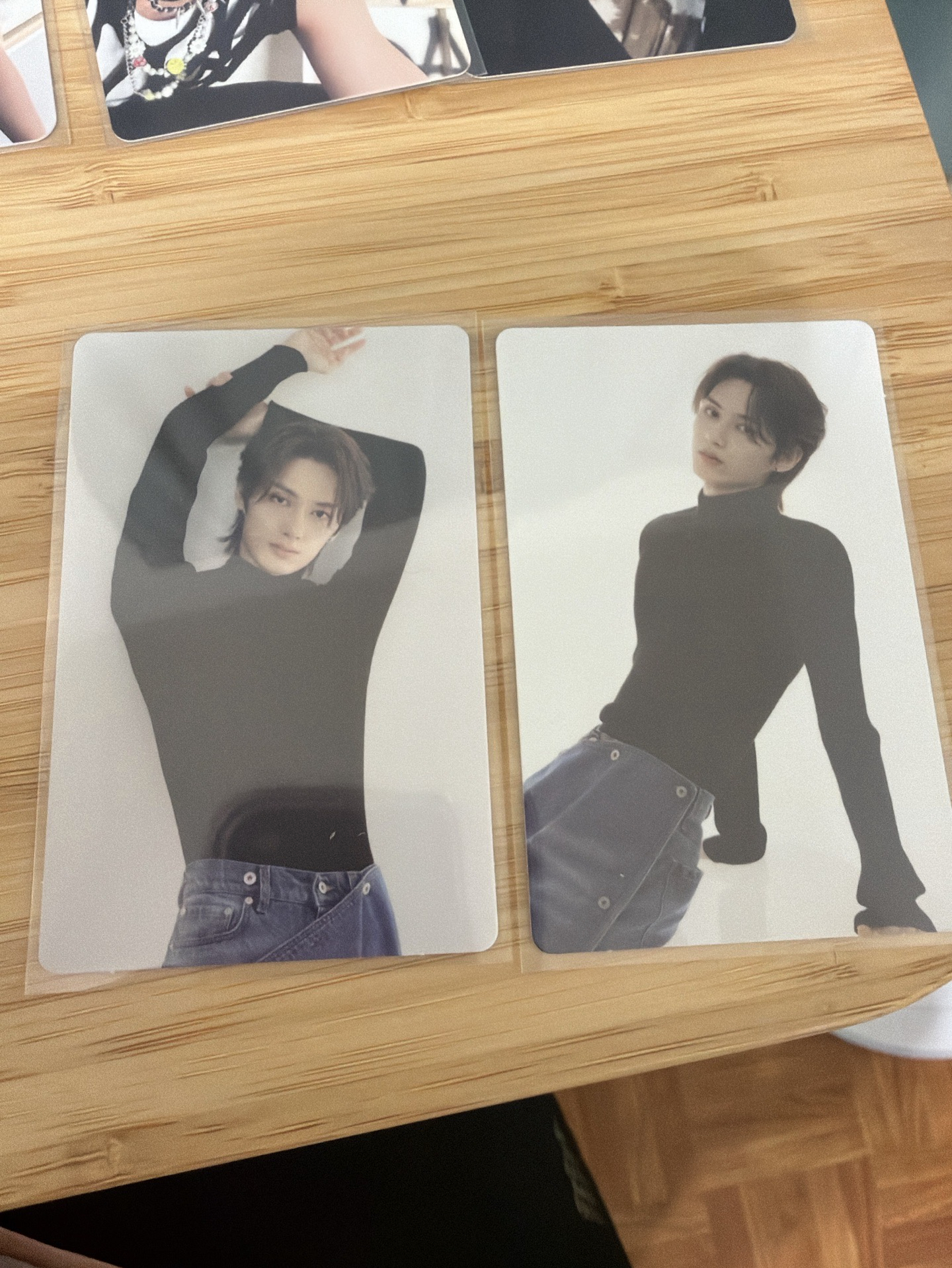 Follow Again 卡包卡 16.18共2張