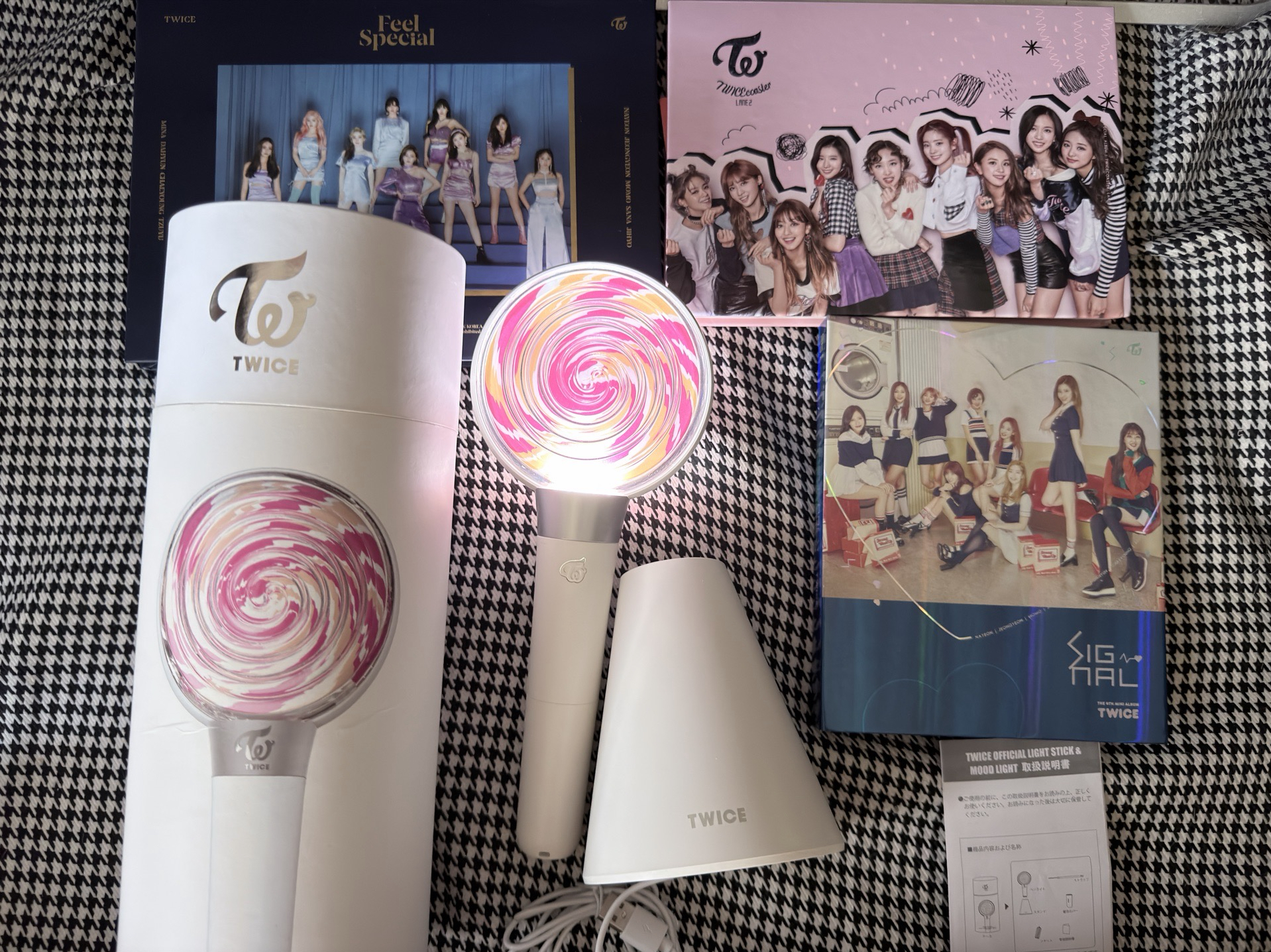 （現貨 整圖出 可當日寄出）twice 一代手燈 糖果棒 專輯