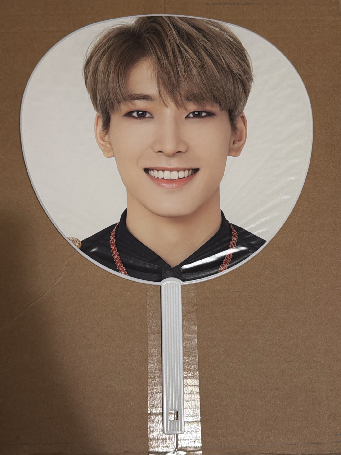 （現貨 可當日寄出）seventeen 黑軍圓 大扇 扇子