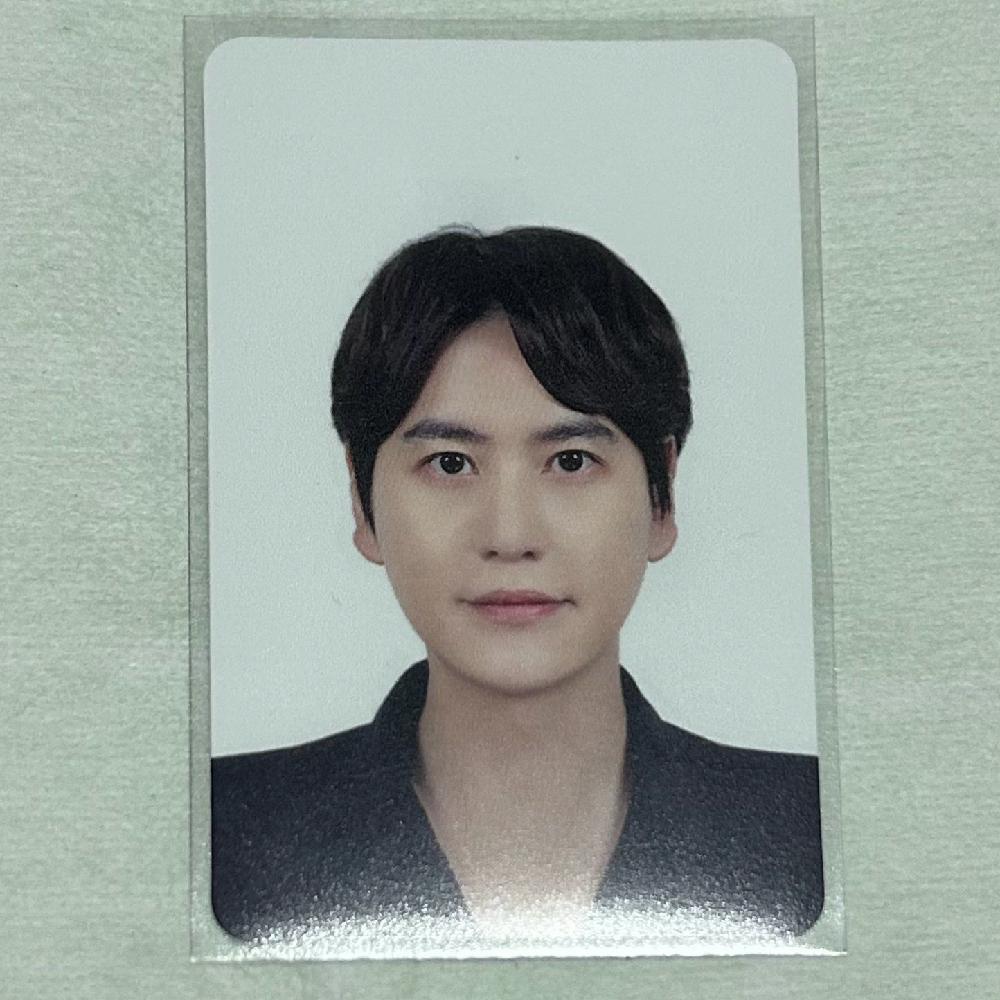 圭賢證件照小卡