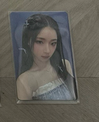 首爾藍衣露（帶一張專卡或標價20元小卡）