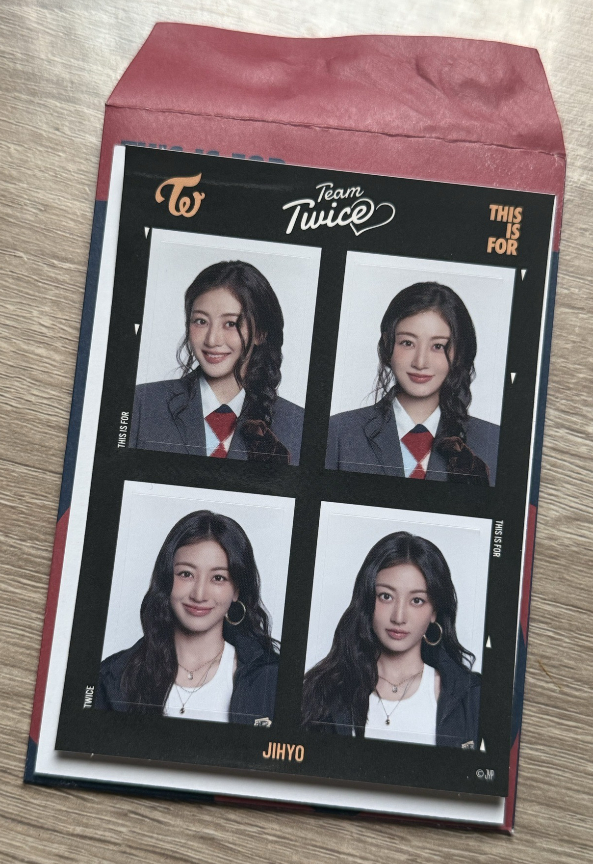 新國立 志效證件照