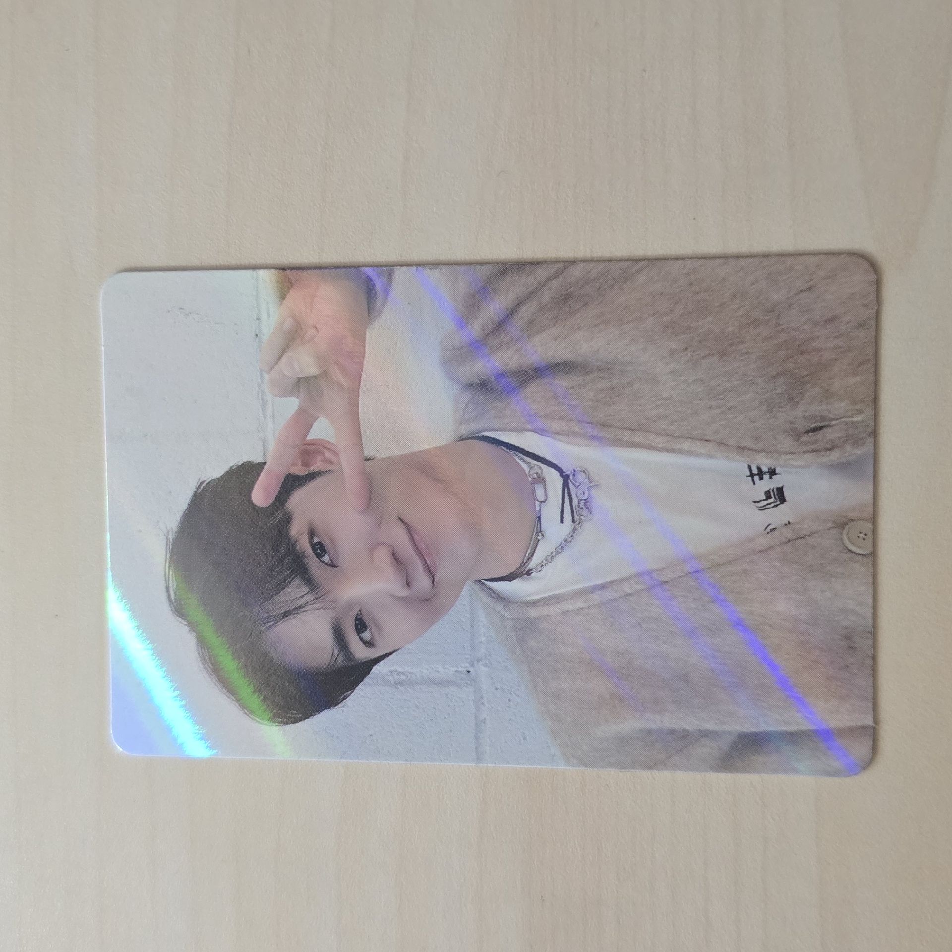 3rd Mini Album <On and On> 專輯卡 