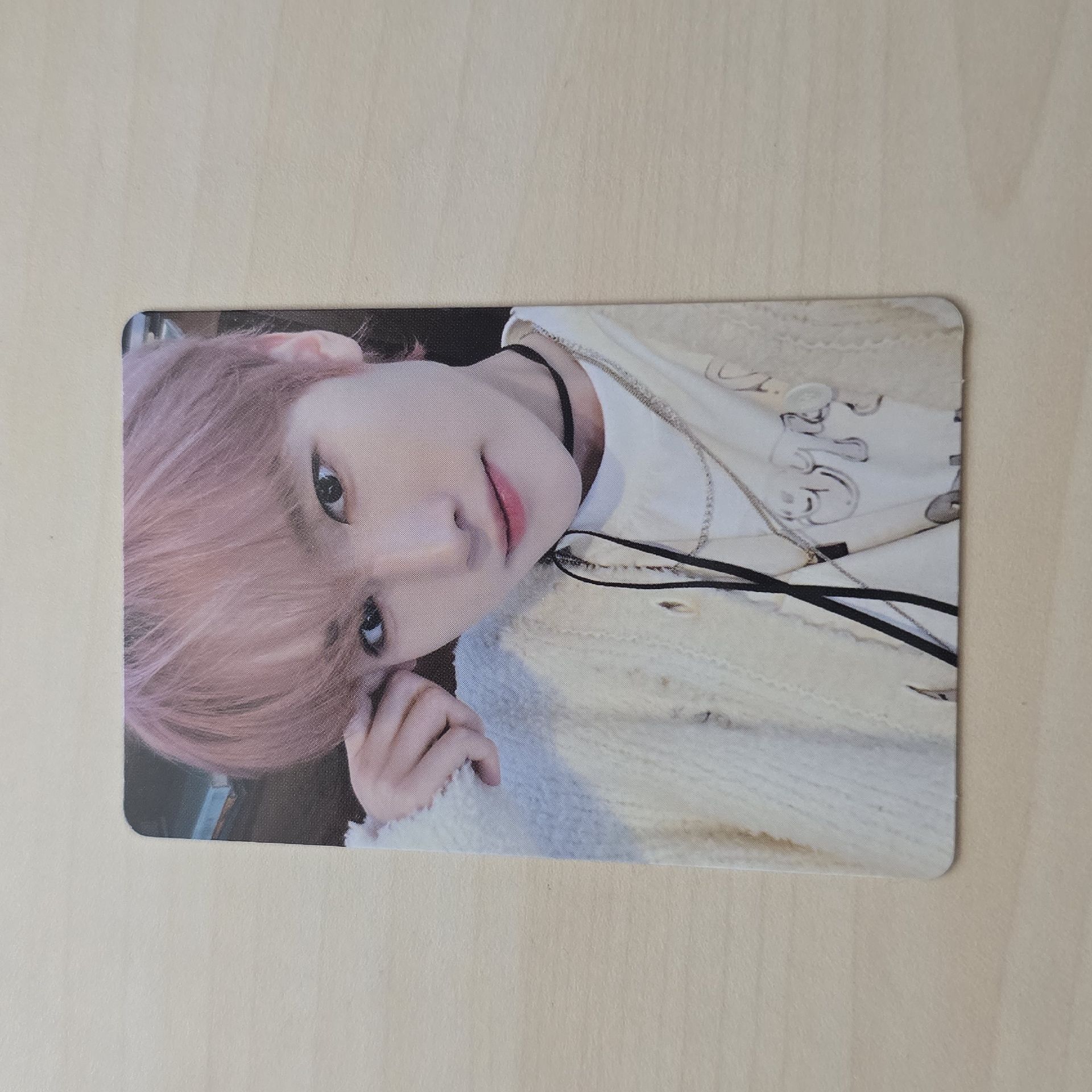 3rd Mini Album <On and On> 專輯卡 