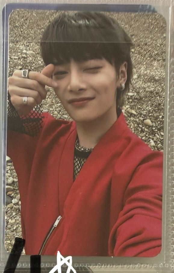✨不簡單專卡 紅衣