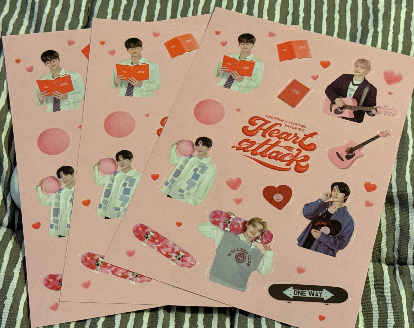 TXT HEART ATTACK VR 貼紙、票卡