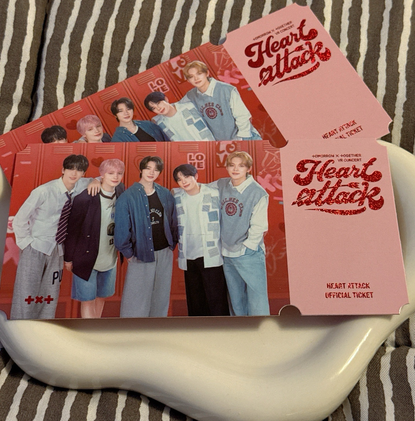 TXT HEART ATTACK VR 貼紙、票卡