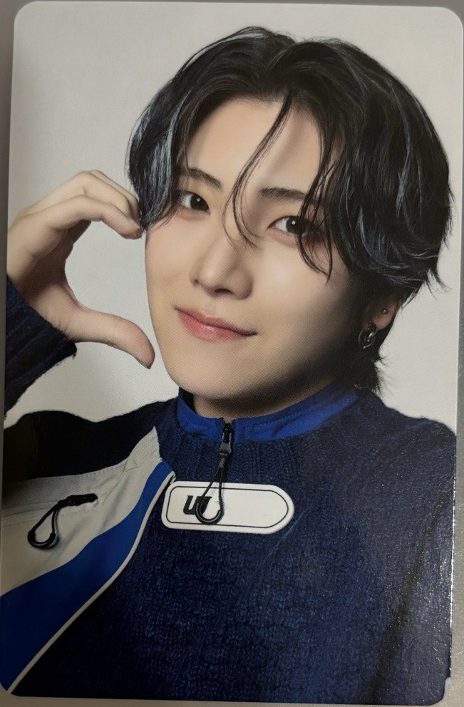 挑染的臉頰愛心