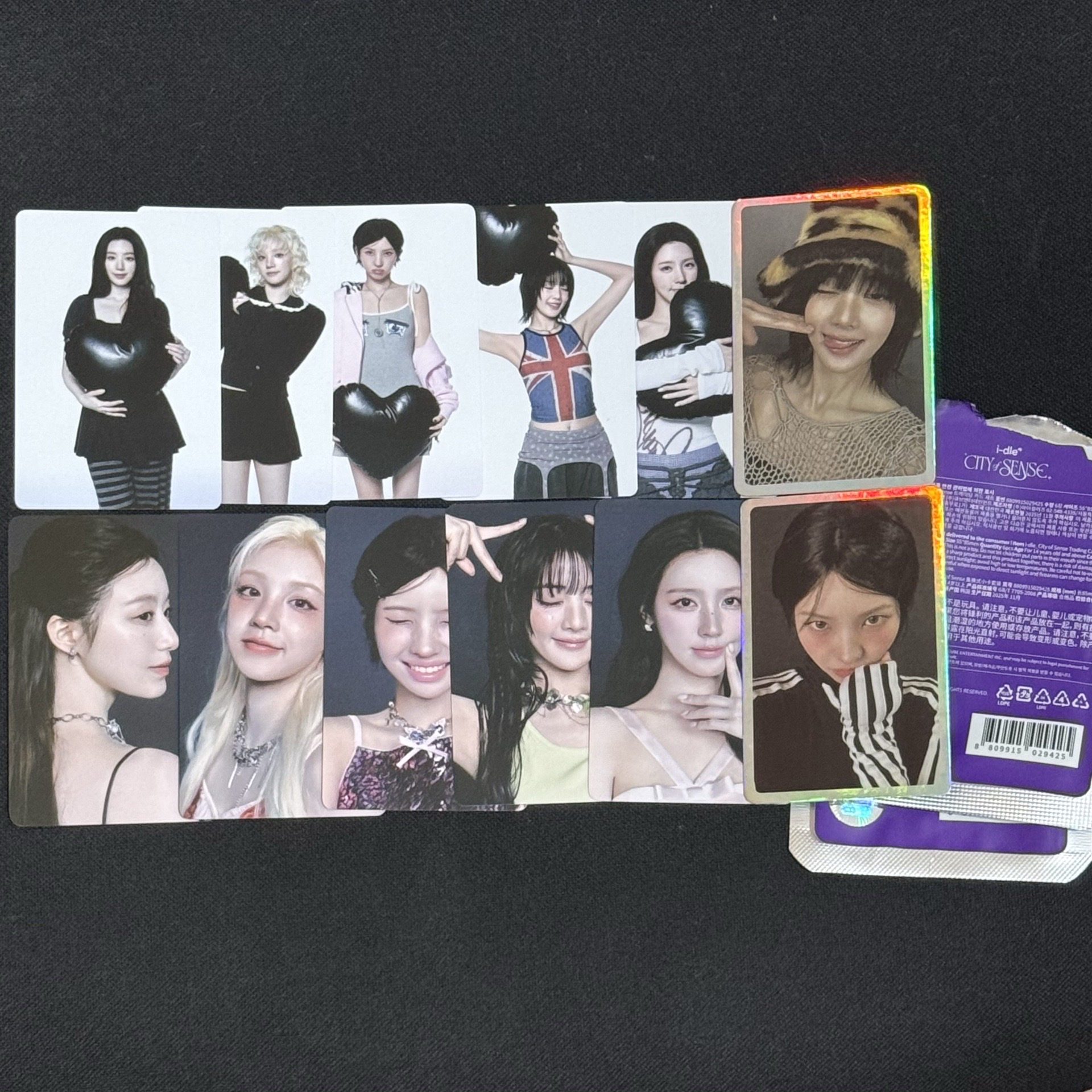 I-dle展覽 隨機卡包-妮&娟