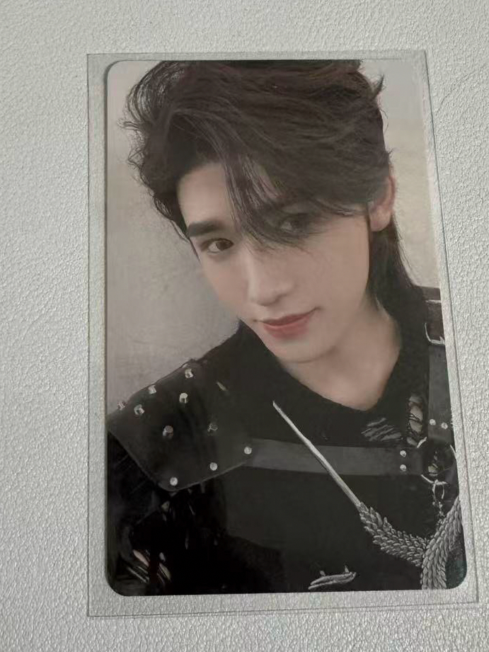 宋亞軒四季企劃卡