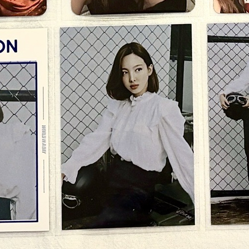 帥氣大姐姐（坐姿版）