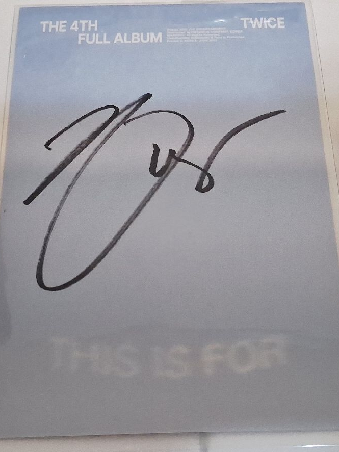 正規四 簽名卡 美國官網 親簽明信片