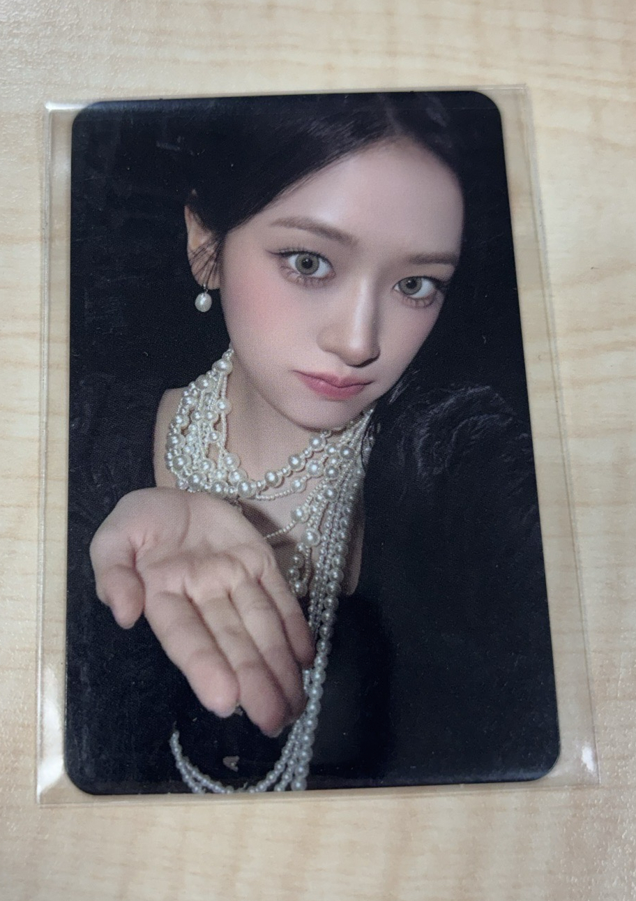 SHOW WHAT I AM 滿額卡 