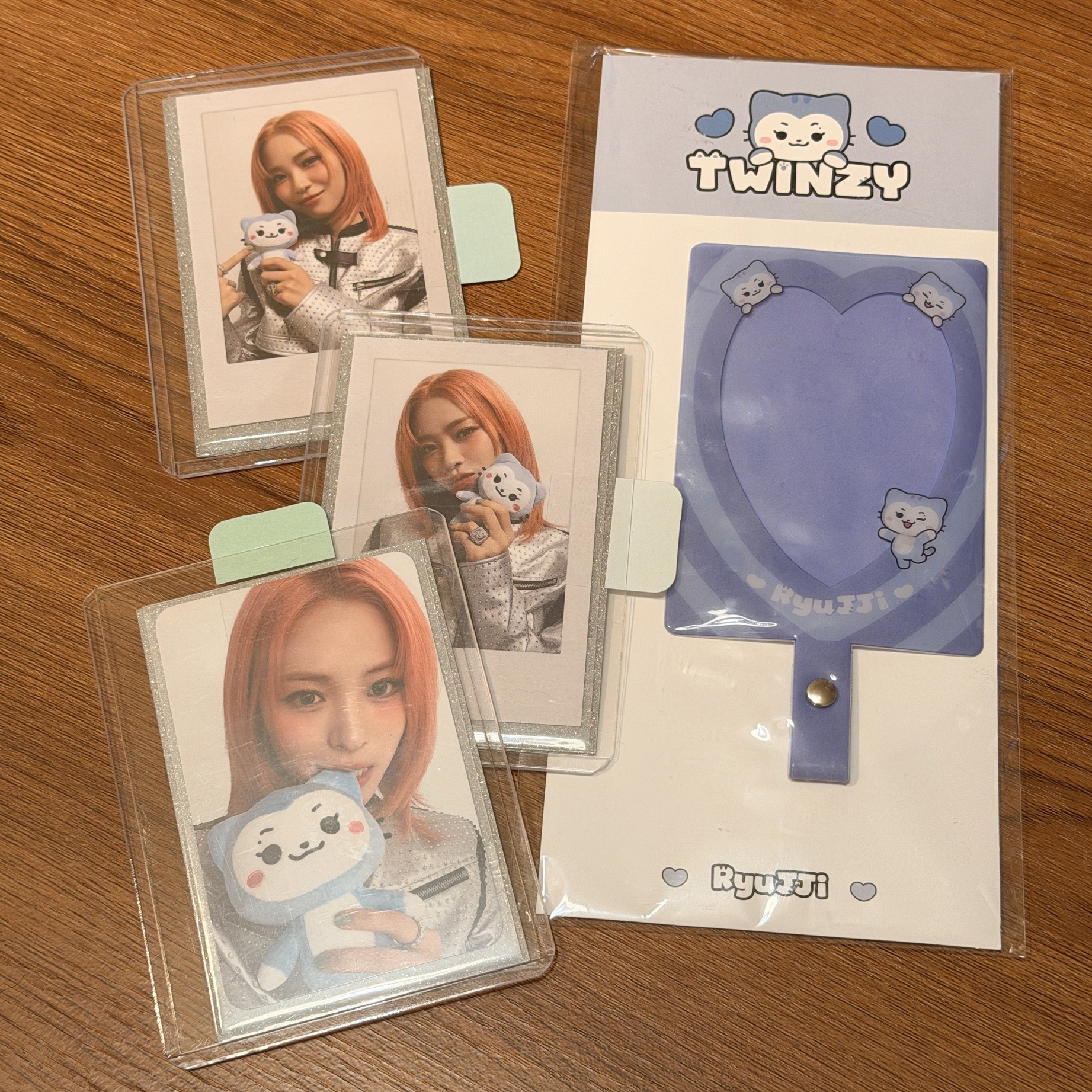 ITZY 留真 手機夾片(含卡) 彩帶卡 卡套卡 盤出