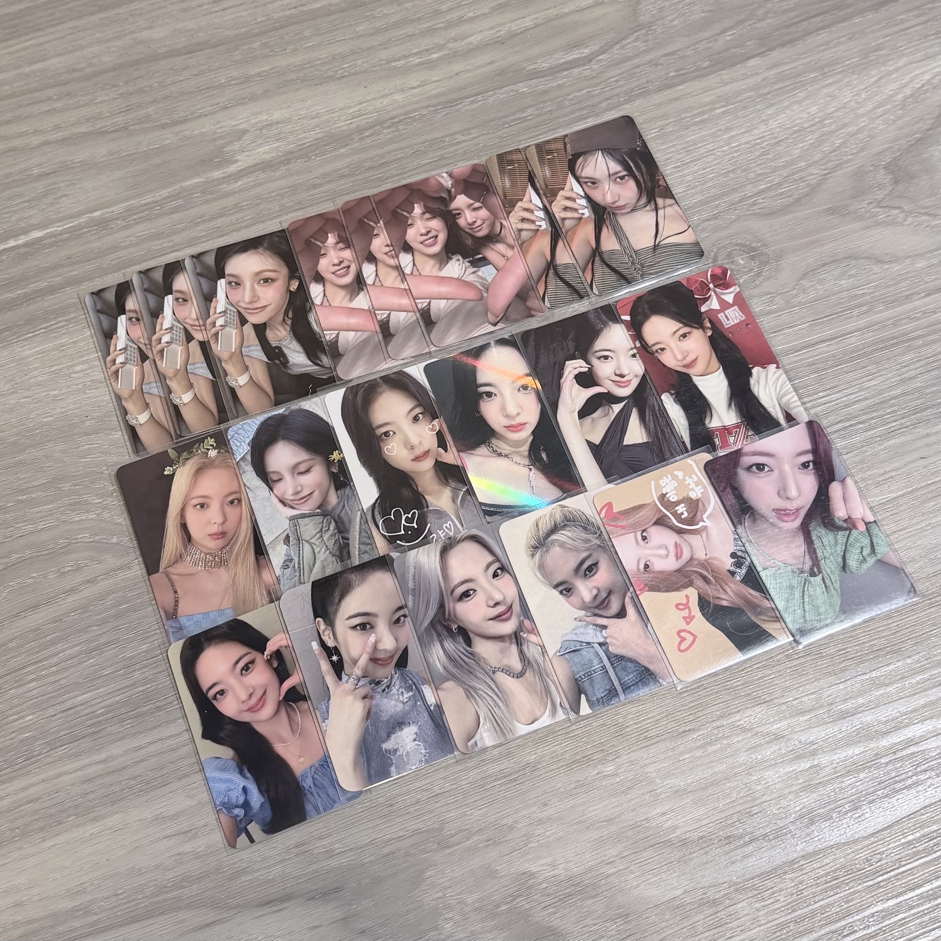 ITZY 專卡/特典/週邊/娃娃