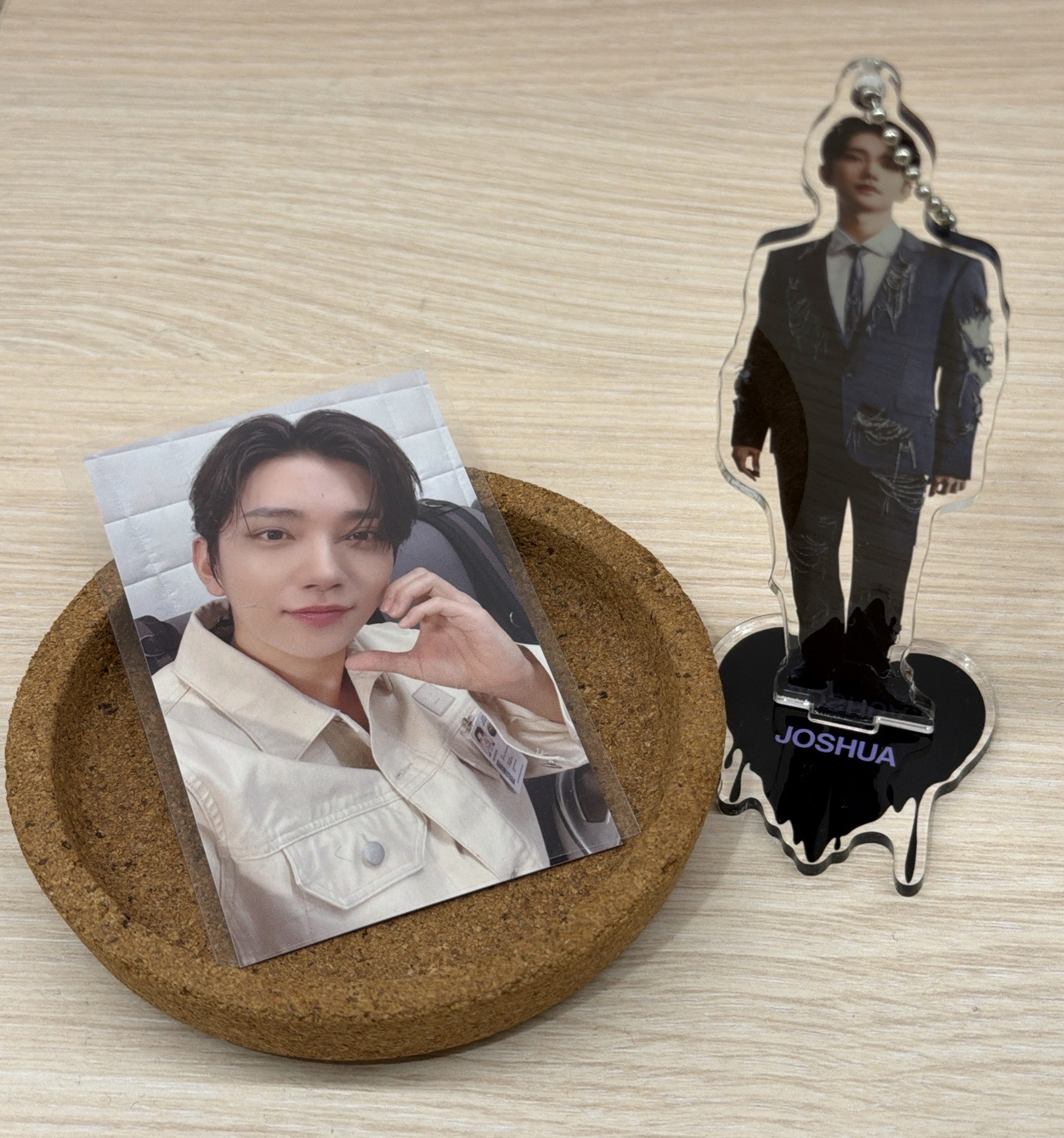 秀 消費期限 環球福岡場限+立牌