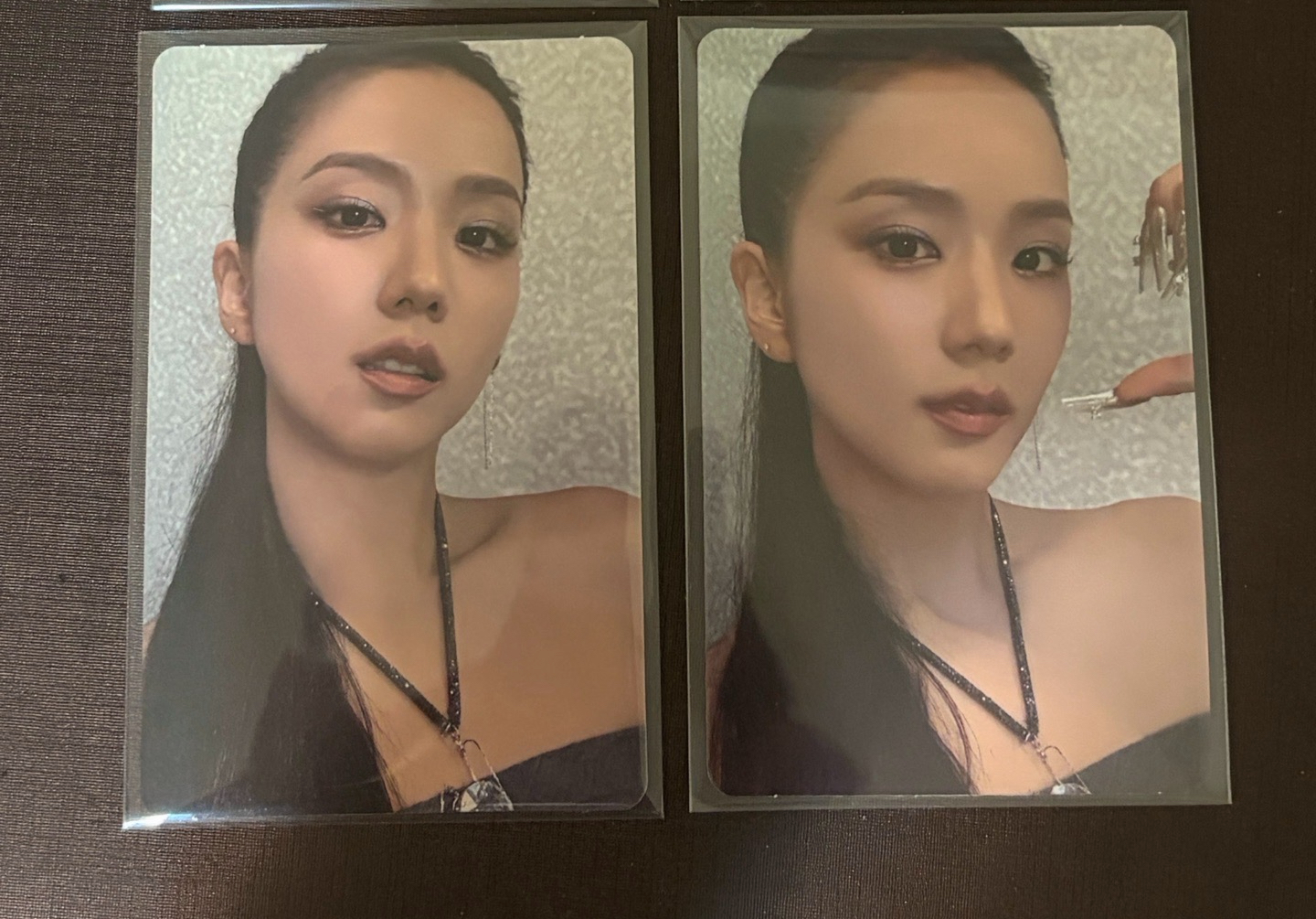 灰版秀（兩張一起出）