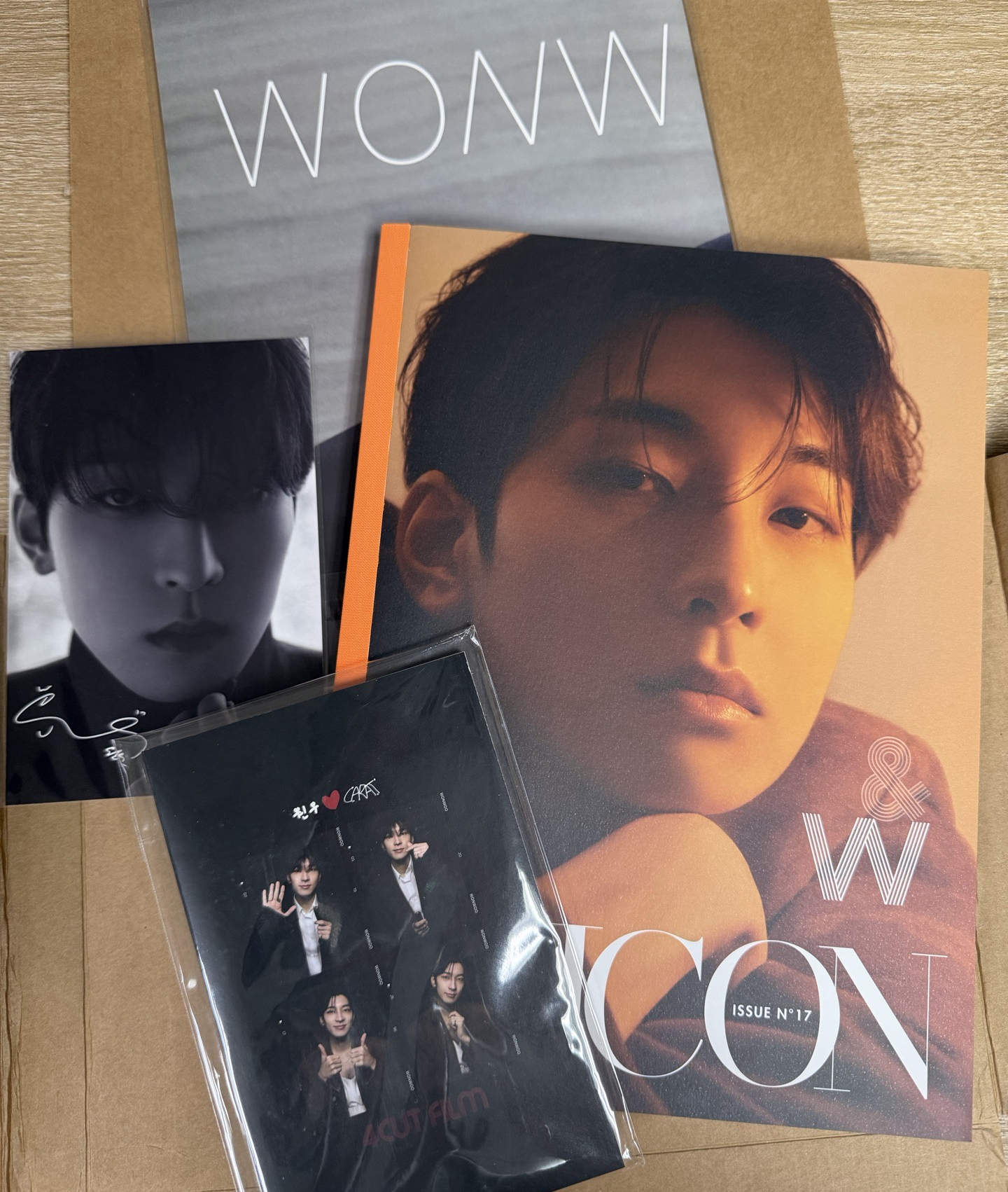 DICON 圓佑 A版雜誌 （含海報、貼紙本、明信片）