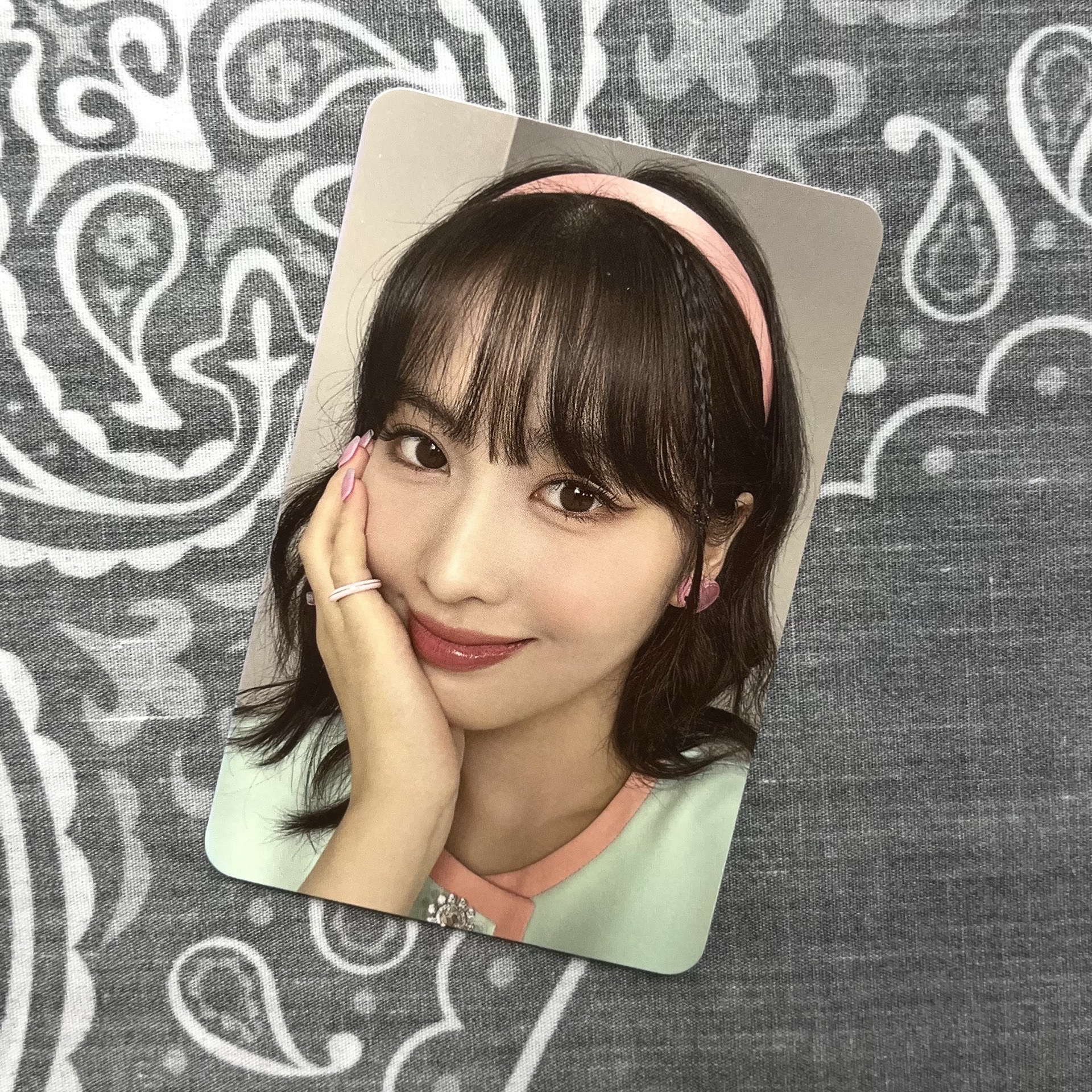 桃 正規三 專輯卡 捧臉 