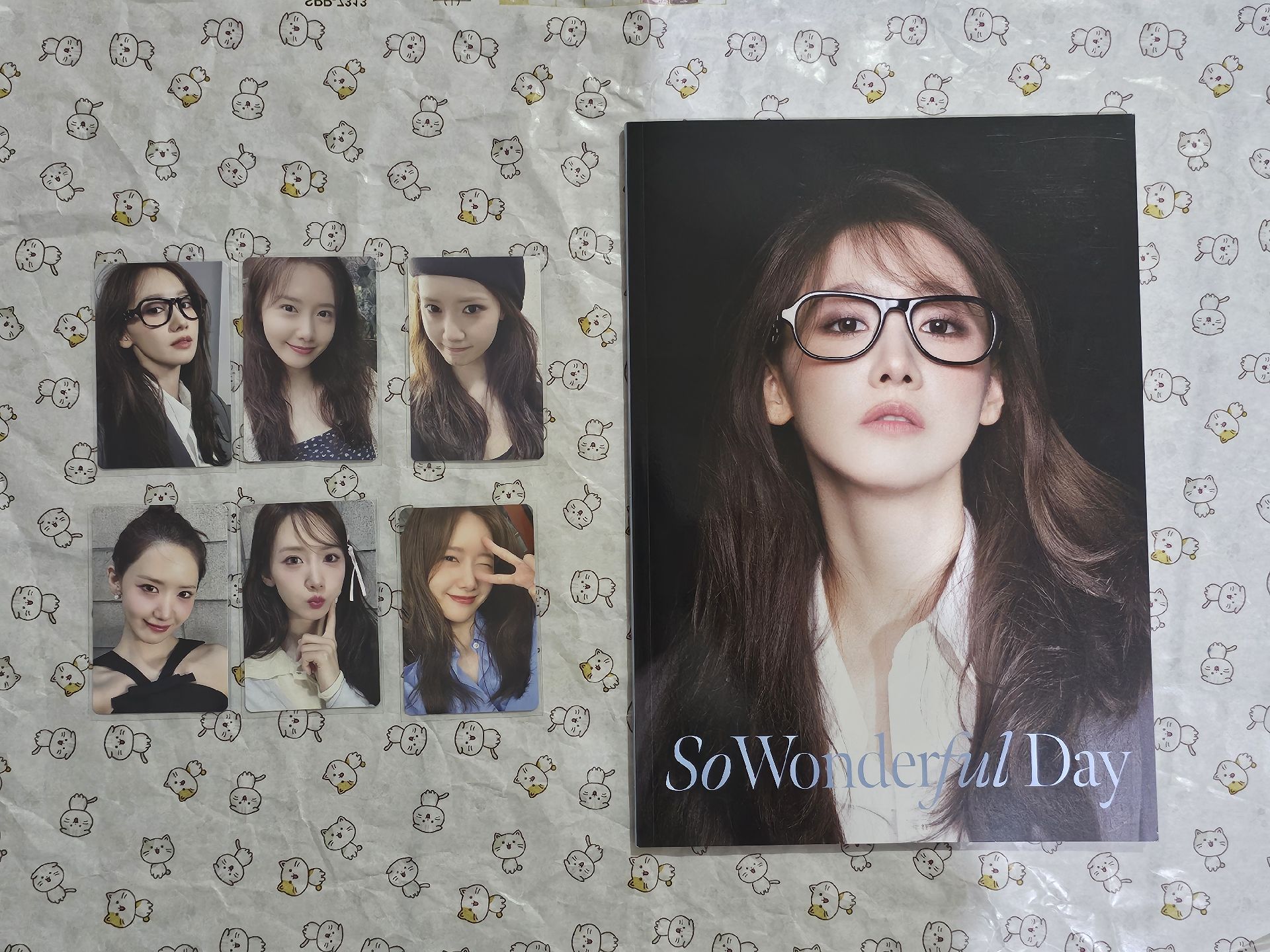 Yoona 生日快閃寫真集+小卡