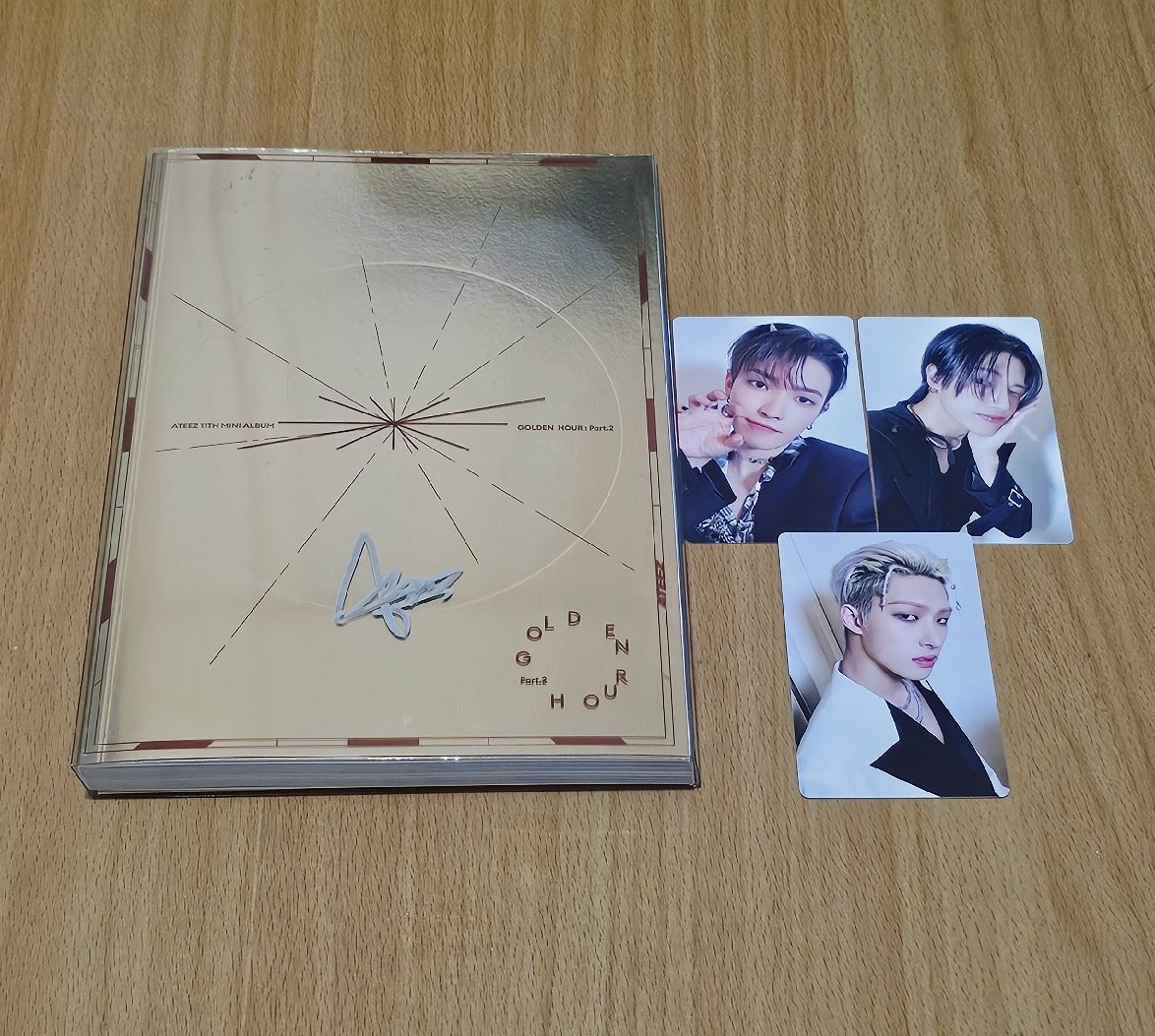 美國Hello82親筆簽名版 親簽專 GH2 專輯 FOR VER. SAN傘簽 全專