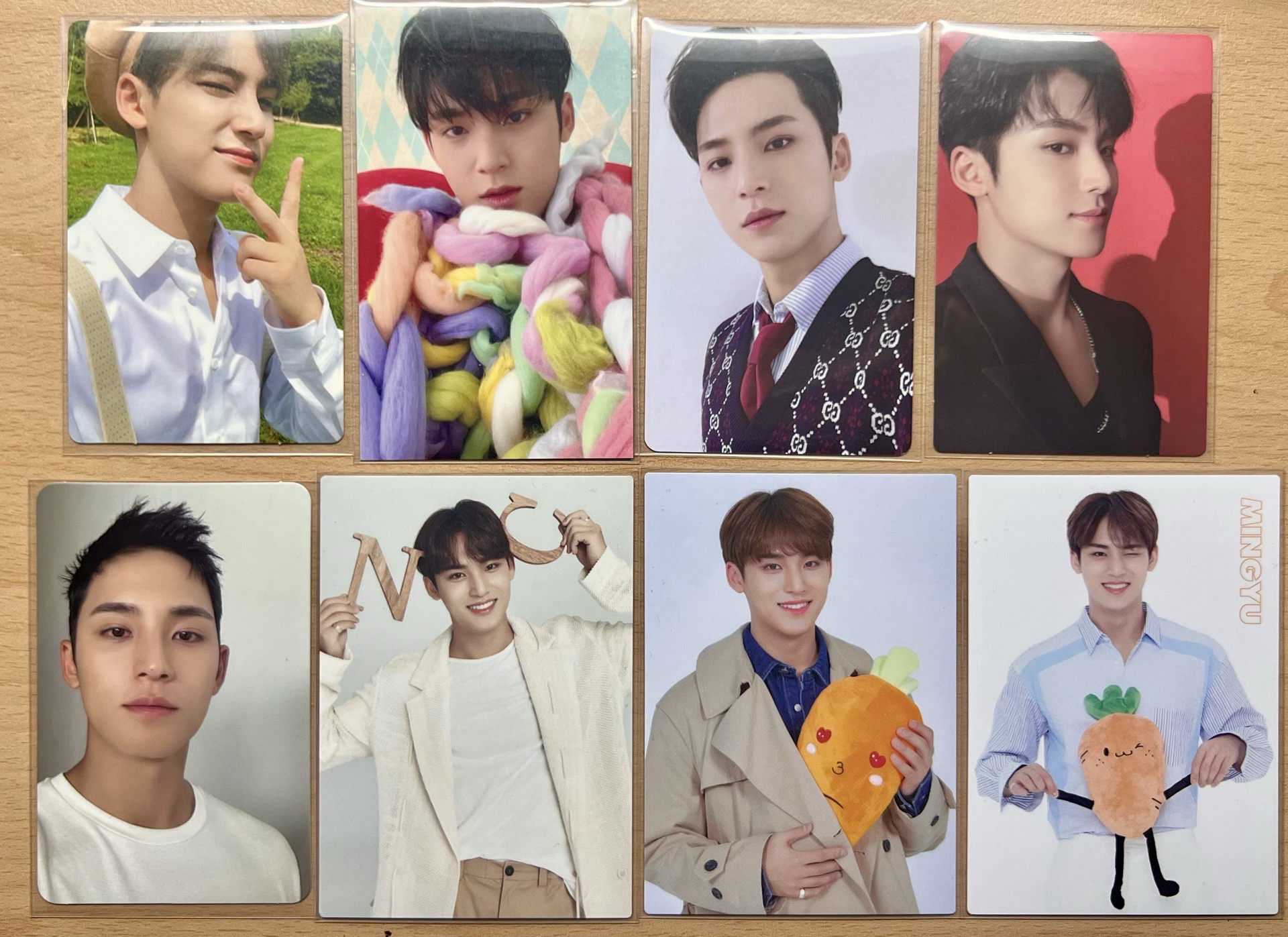 金珉奎 小卡們！