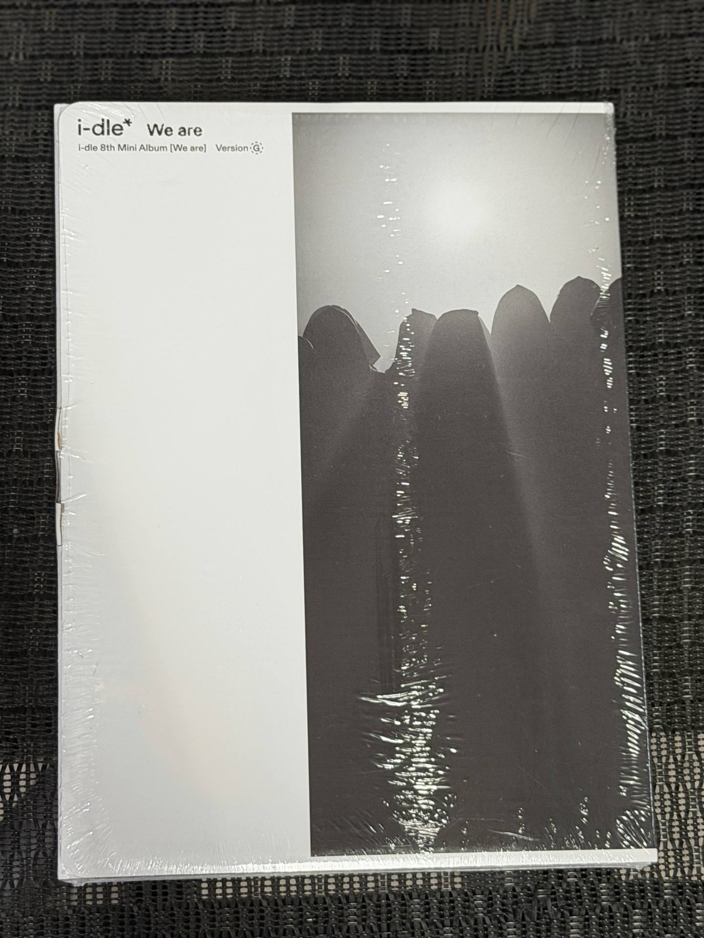 i-dle 迷八專 G版 一本