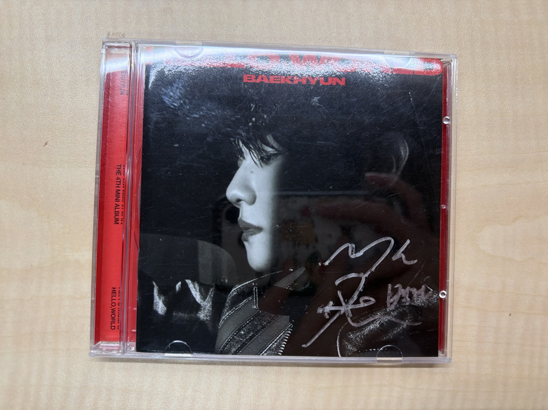 伯賢bolo4親簽空專