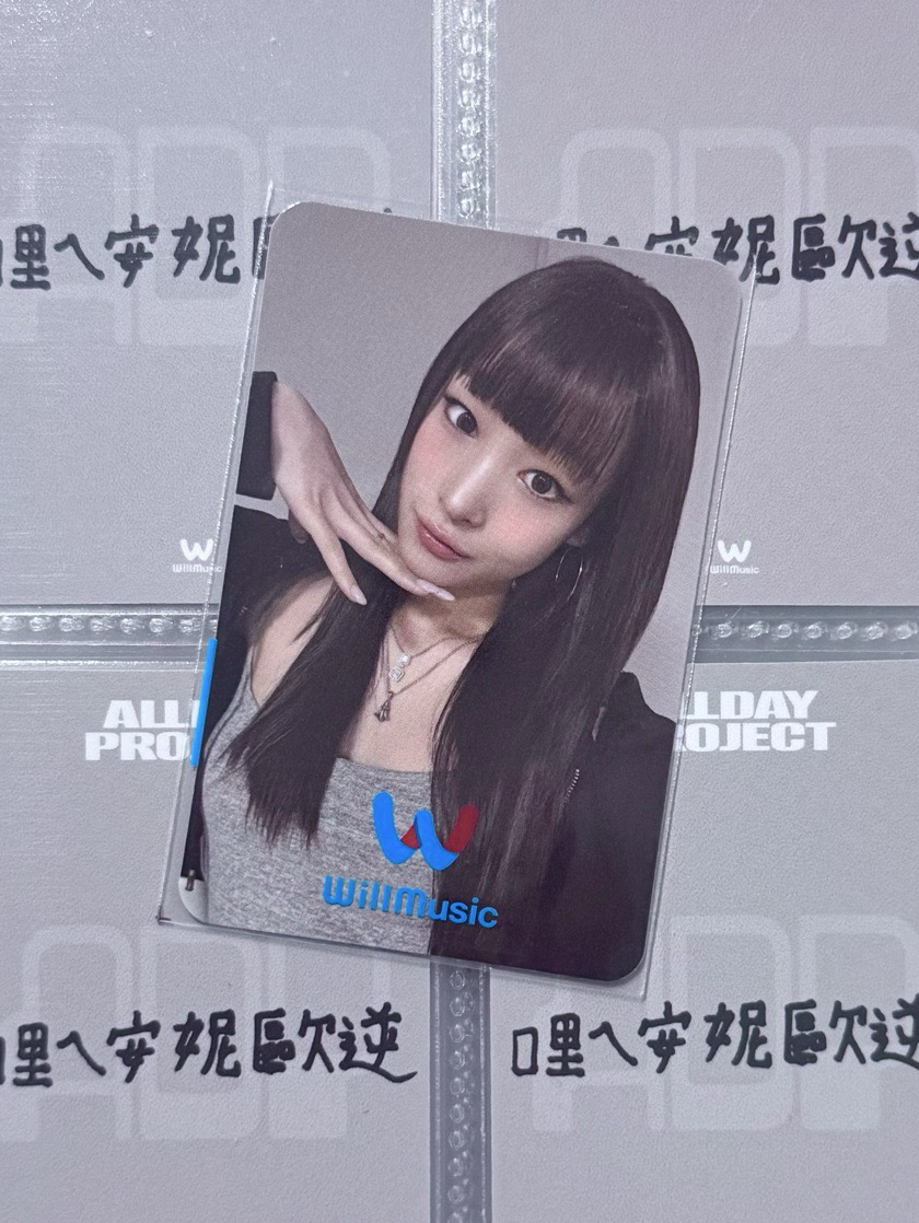 ANNIE 台北簽售卡 中文卡背