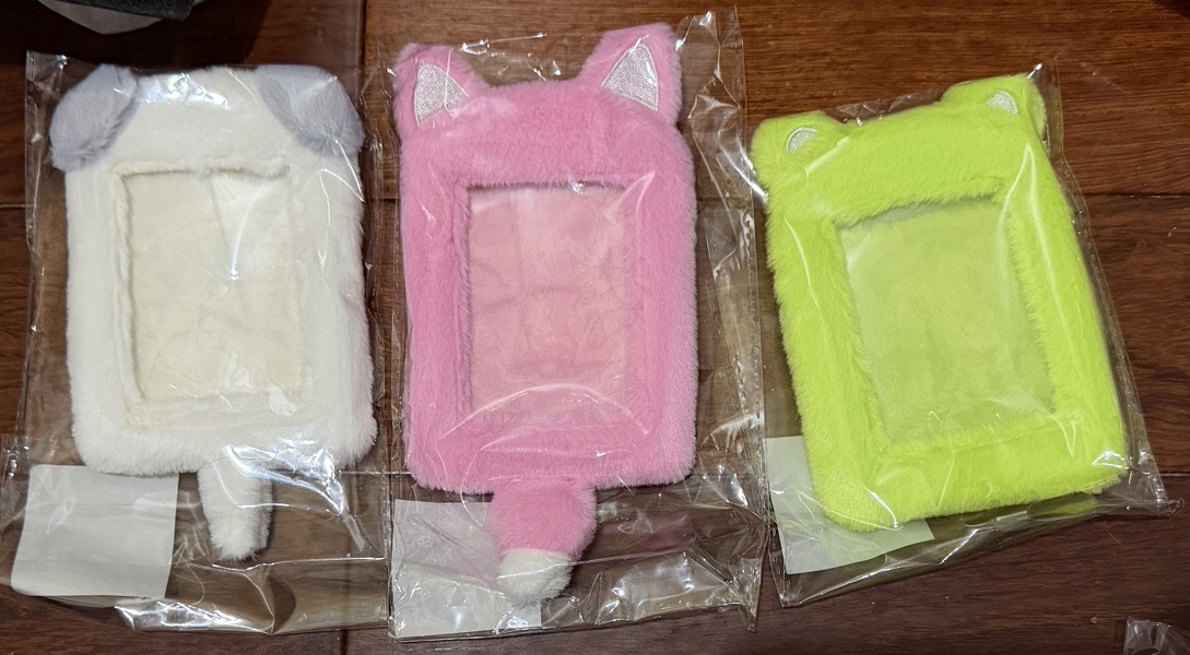 QWER 絨毛卡套含小卡