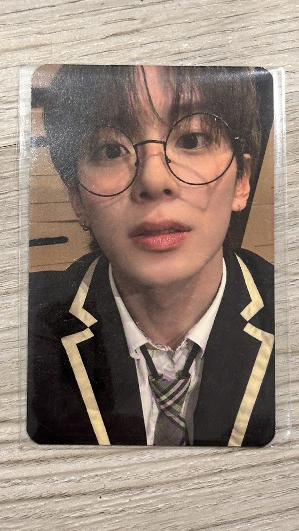 眼鏡小狗汪汪汪