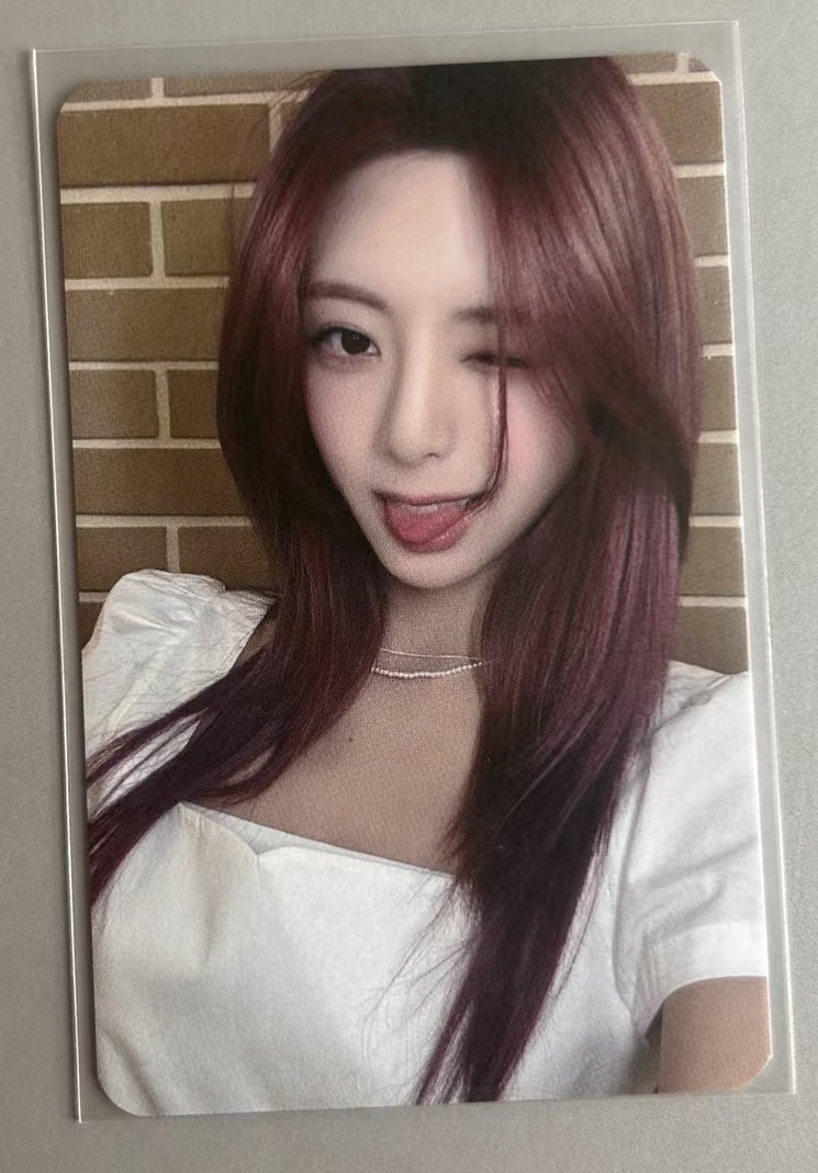 Yuna whoop 吐舌娜